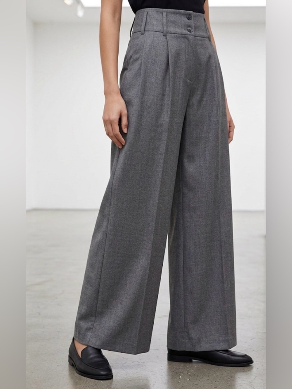 Urban Outfitters grey trousers Size 6 
Wide-Leg Men's Dress Pants in Dark Gray